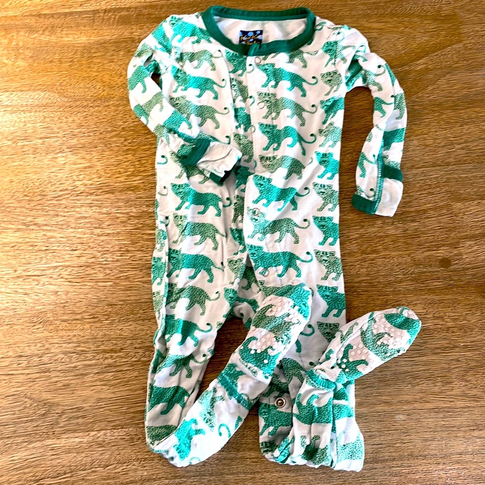 Kickee Pants 12-18 M footie leopard pajamas